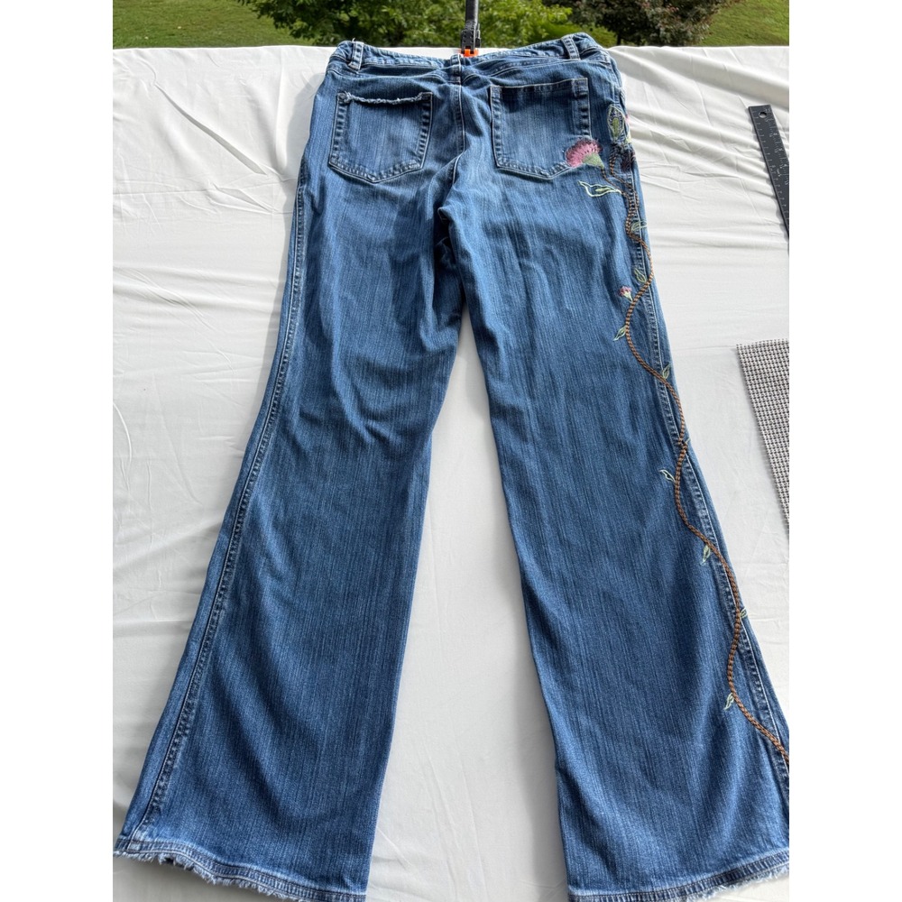 Jones Wear Jeans Women 6 Embroidered Floral Flare Leg Raw Hem Denim Pant VTG Y2K